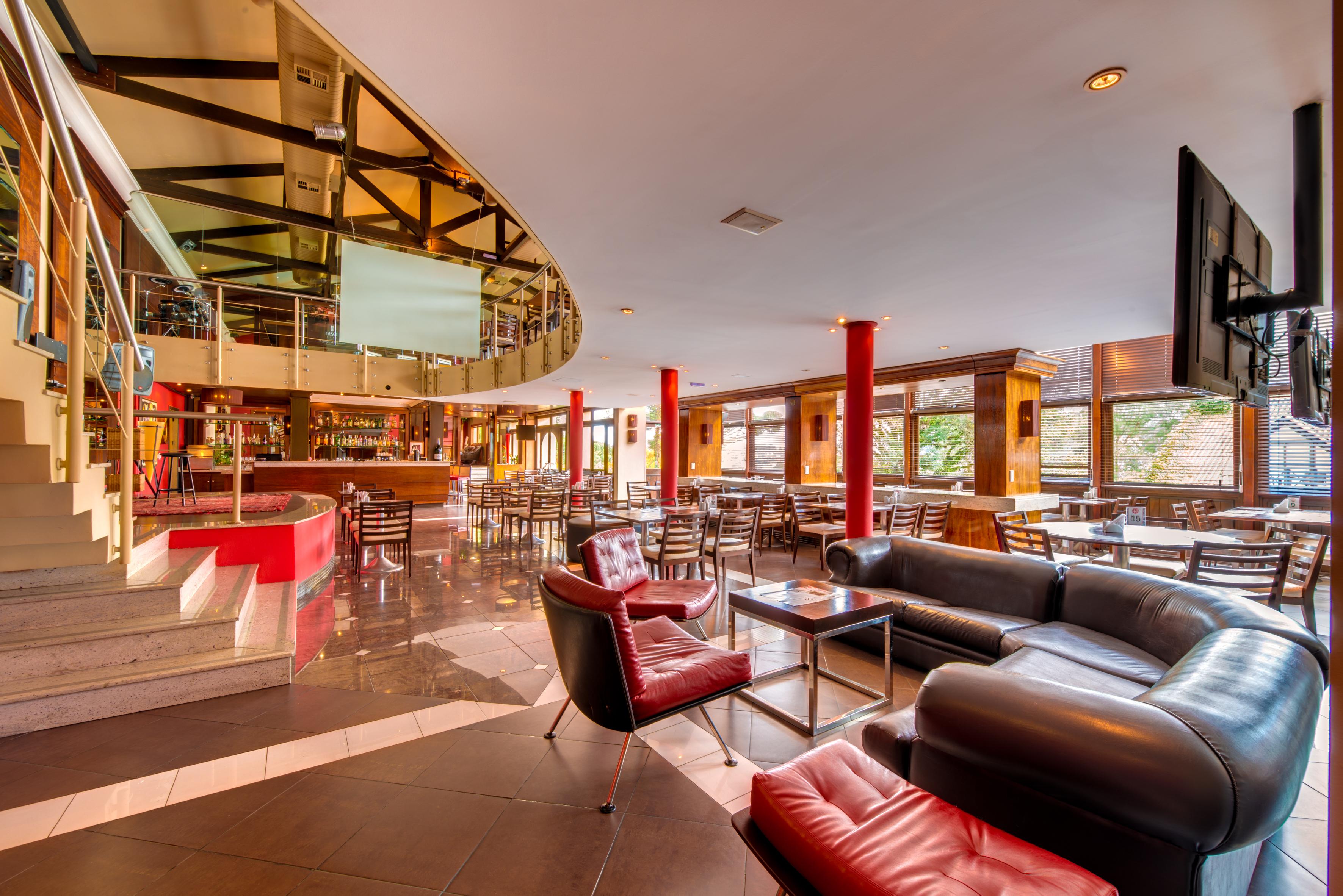 Wish Serrano Resort Gramado Esterno foto The interior of the hotel